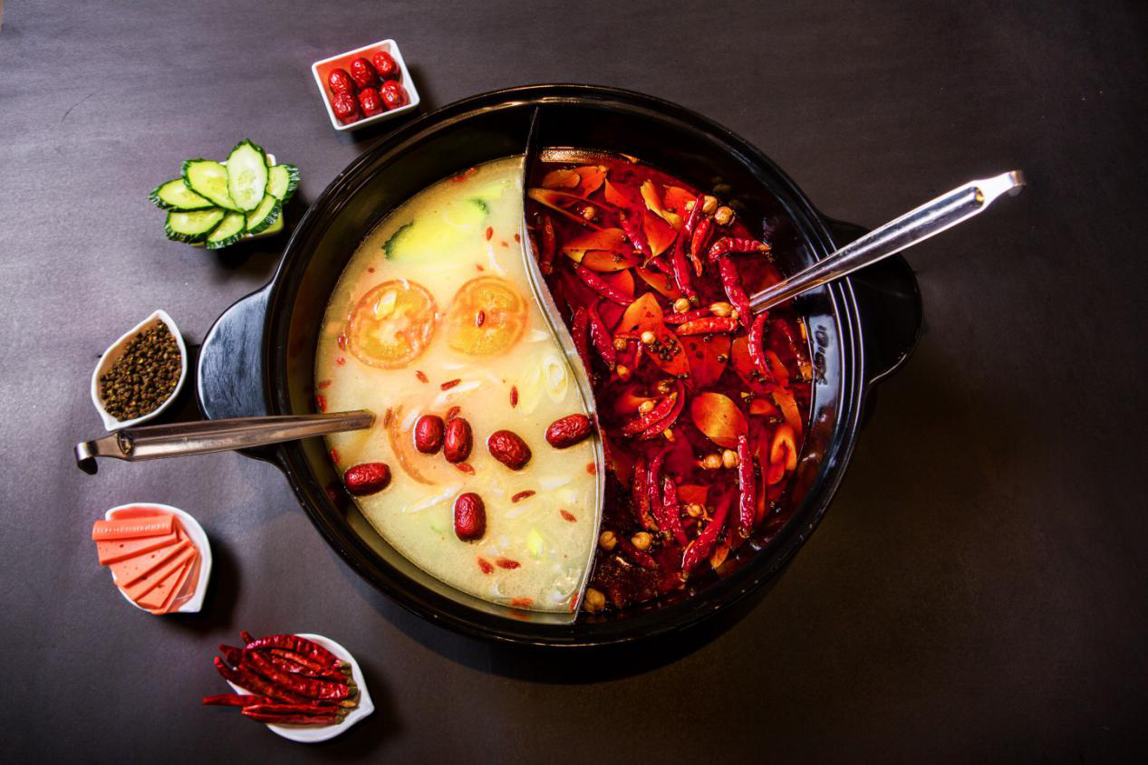 無煙燒烤設(shè)備獨(dú)領(lǐng)街頭飲食風(fēng)尚